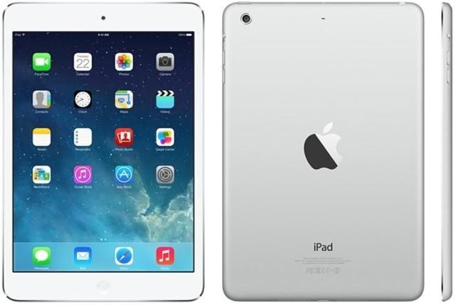iPad Mini 4 (2015) in Silver in Pristine condition