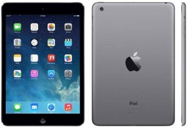 iPad Mini 4 (2015) in Space Grey in Excellent condition